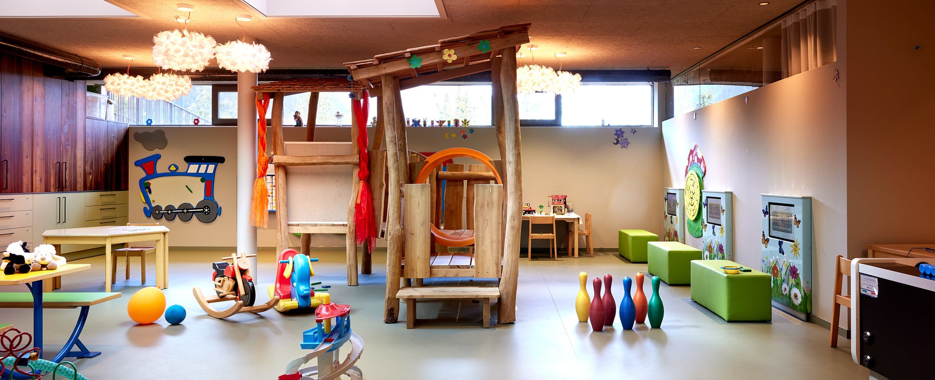 Kids assistance wellness hotel